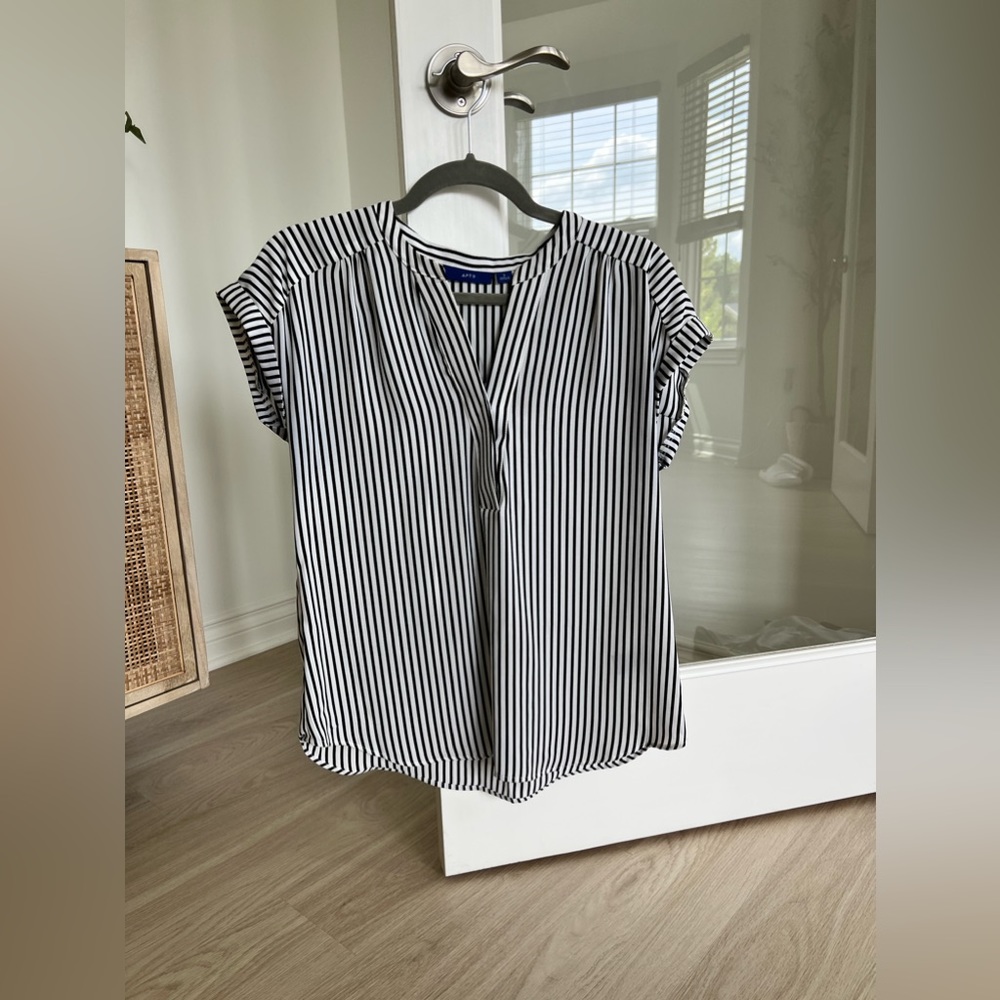 Apt 9 - Black & White stripe Blouse - size Small
